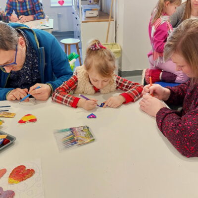 Zdjęcie - 2025.02.16 Walentynkowe warsztaty familijne