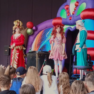 Zdjęcie - 2025.06.01 Dzień Dziecka z MCK i Teatrem Baniek Mydlanych