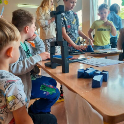 Zdjęcie - 2025.06.06 Piknik naukowy SP9 z udziałem SOWA
