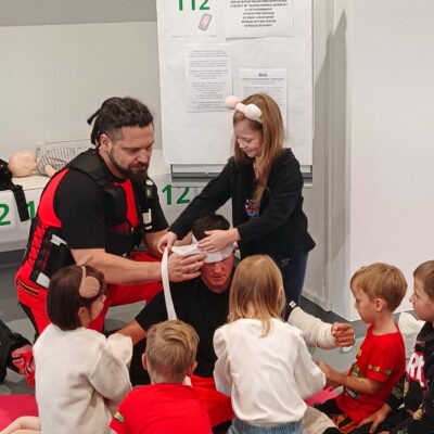 Zdjęcie - 2025.09.14 Superbohaterowie ratują świat – warsztaty familijne w SOWA Gorzów Wielkopolski