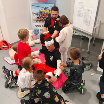 Zdjęcie - 2025.09.14 Superbohaterowie ratują świat – warsztaty familijne w SOWA Gorzów Wielkopolski