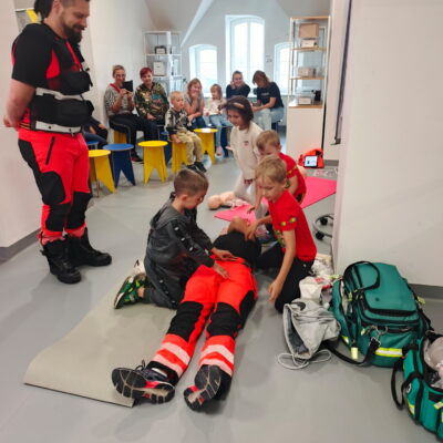 Zdjęcie - 2025.09.14 Superbohaterowie ratują świat – warsztaty familijne w SOWA Gorzów Wielkopolski