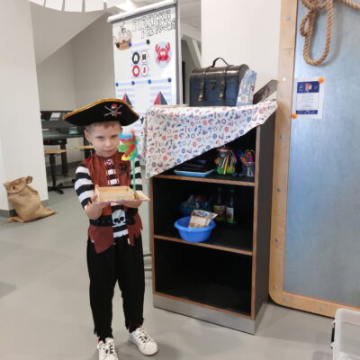 Zdjęcie - 2025.09.28 Piracka przygoda – warsztaty familijne w SOWA Gorzów Wielkopolski