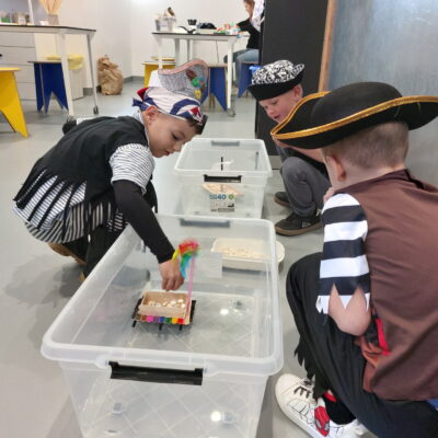 Zdjęcie - 2025.09.28 Piracka przygoda – warsztaty familijne w SOWA Gorzów Wielkopolski