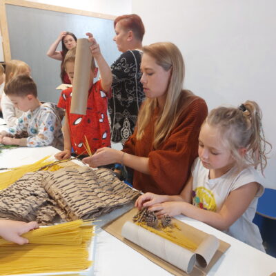 Zdjęcie - 2025.10.12 Z harcerską duszą – warsztaty familijne w SOWA Gorzów Wielkopolski