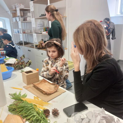 Zdjęcie - 2025.10.12 Z harcerską duszą – warsztaty familijne w SOWA Gorzów Wielkopolski