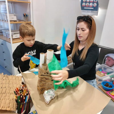 Zdjęcie - 2025.10.19 Kosmiczne energie – warsztaty familijne w SOWA Gorzów Wielkopolski