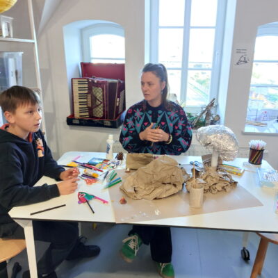 Zdjęcie - 2025.10.19 Kosmiczne energie – warsztaty familijne w SOWA Gorzów Wielkopolski