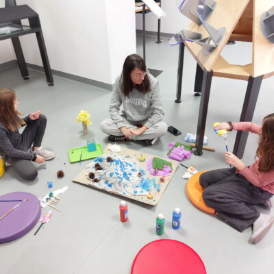 Zdjęcie - 2025.10.19 Kosmiczne energie – warsztaty familijne w SOWA Gorzów Wielkopolski