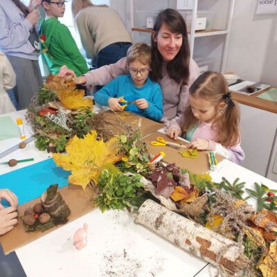 Zdjęcie - 2025.11.09 Eko sztuka z darów natury – warsztaty familijne w SOWA Gorzów Wielkopolski
