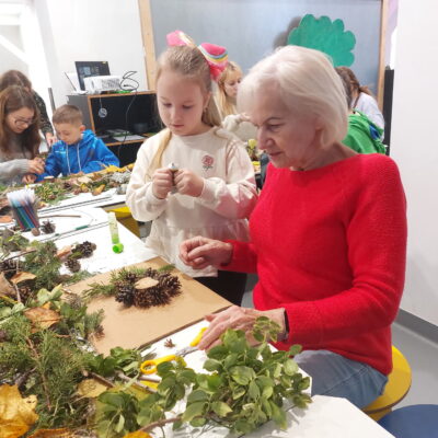 Zdjęcie - 2025.11.09 Eko sztuka z darów natury – warsztaty familijne w SOWA Gorzów Wielkopolski