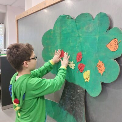 Zdjęcie - 2025.11.09 Eko sztuka z darów natury – warsztaty familijne w SOWA Gorzów Wielkopolski