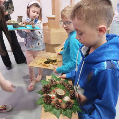 Zdjęcie - 2025.11.09 Eko sztuka z darów natury – warsztaty familijne w SOWA Gorzów Wielkopolski