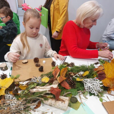 Zdjęcie - 2025.11.09 Eko sztuka z darów natury – warsztaty familijne w SOWA Gorzów Wielkopolski