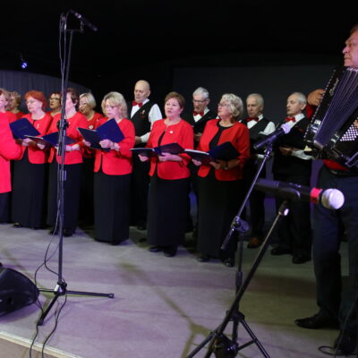 Zdjęcie - 2025.11.12 Patriotyczne śpiewanie dla Niepodległej