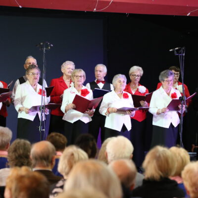 Zdjęcie - 2025.11.12 Patriotyczne śpiewanie dla Niepodległej