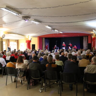 Zdjęcie - 2025.11.12 Patriotyczne śpiewanie dla Niepodległej