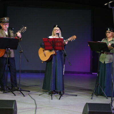 Zdjęcie - 2025.11.12 Patriotyczne śpiewanie dla Niepodległej