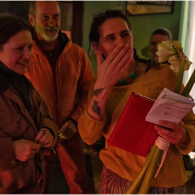 Zdjęcie - 2025.11.21 „Dowody miłości” – wernisaż wystawy w witrynie w IPEA