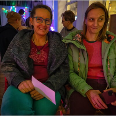 Zdjęcie - 2025.11.21 „Dowody miłości” – wernisaż wystawy w witrynie w IPEA