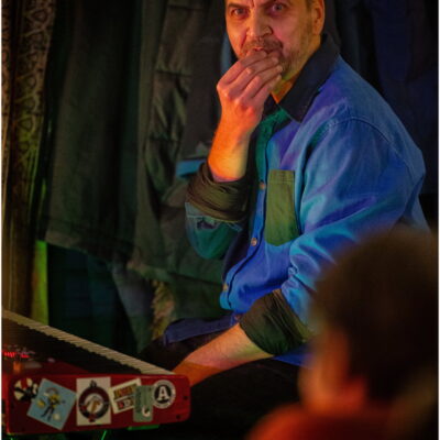 Zdjęcie - 2025.11.21 „Dowody miłości” – wernisaż wystawy w witrynie w IPEA