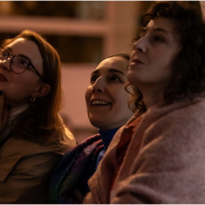 Zdjęcie - 2025.11.21 „Dowody miłości” – wernisaż wystawy w witrynie w IPEA