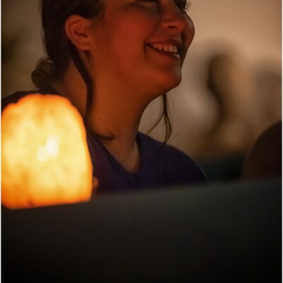 Zdjęcie - 2025.11.21 „Dowody miłości” – wernisaż wystawy w witrynie w IPEA