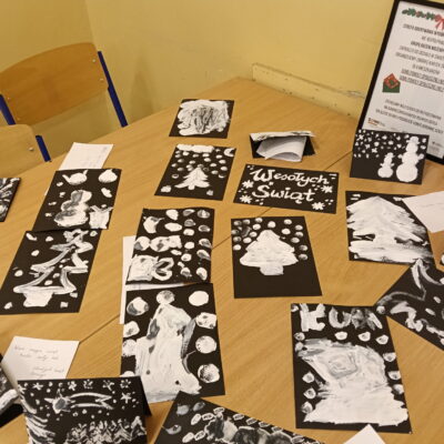 Zdjęcie - 2025.12.05 SOWA Gorzów na kiermaszu SP 13