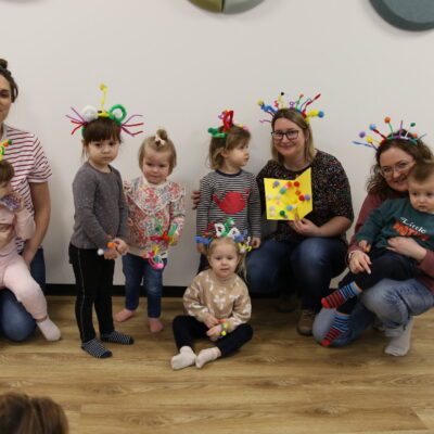 Zdjęcie - 2026.02.25 Bawmy się – na wesoło!: Poznajemy świat kolorów