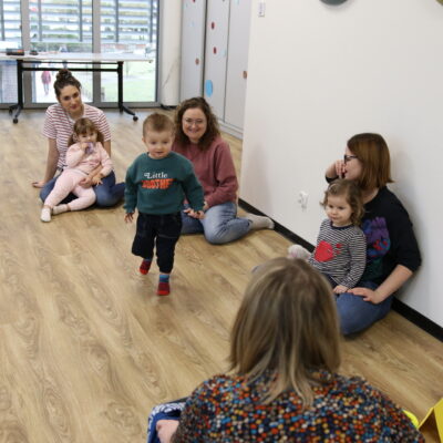 Zdjęcie - 2026.02.25 Bawmy się – na wesoło!: Poznajemy świat kolorów