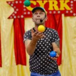 2025.03.28 Teatralne Podwieczorki dla najmłodszych - "Szkoła magii profesora Serafina Miraża" foto 3