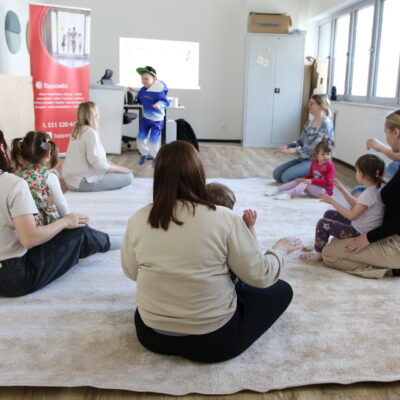 Zdjęcie - 2026.04.11 Muzyka, Dźwięki i Zabawa – warsztaty familijne