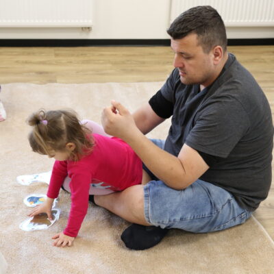 Zdjęcie - 2026.04.11 Muzyka, Dźwięki i Zabawa – warsztaty familijne