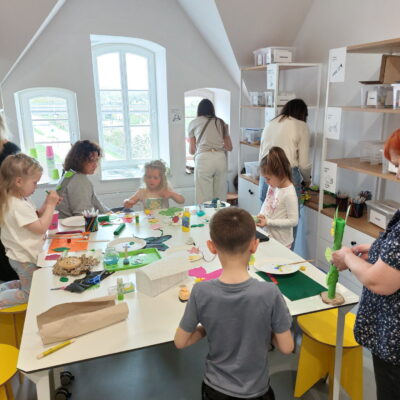 Zdjęcie - 2026.04.19 Dżungla pełna tajemnic – warsztaty familijne w SOWA Gorzów Wielkopolski